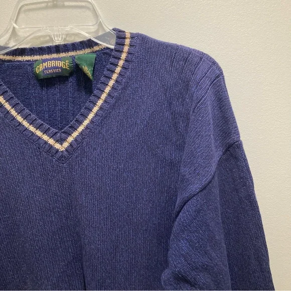 Vintage Cambridge Classics Men’s 100% Cotton V-Neck Knit Sweater - Picture 2 of 7